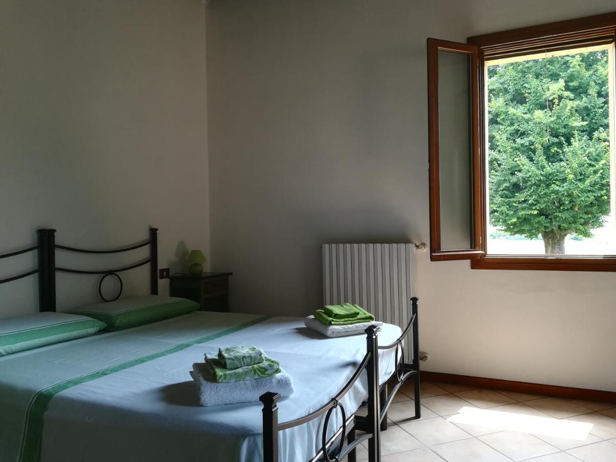 Il Boschetto Di Morgana Bed & Breakfast คาสเทลซานเปียโตรแตร์เม ภายนอก รูปภาพ